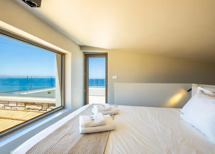 بيت للعطل Anemelia Foiníkion